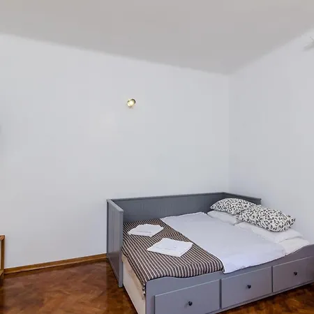 Διαμέρισμα Eos & Vespera - One Bedroom With Terrace And Garden View...